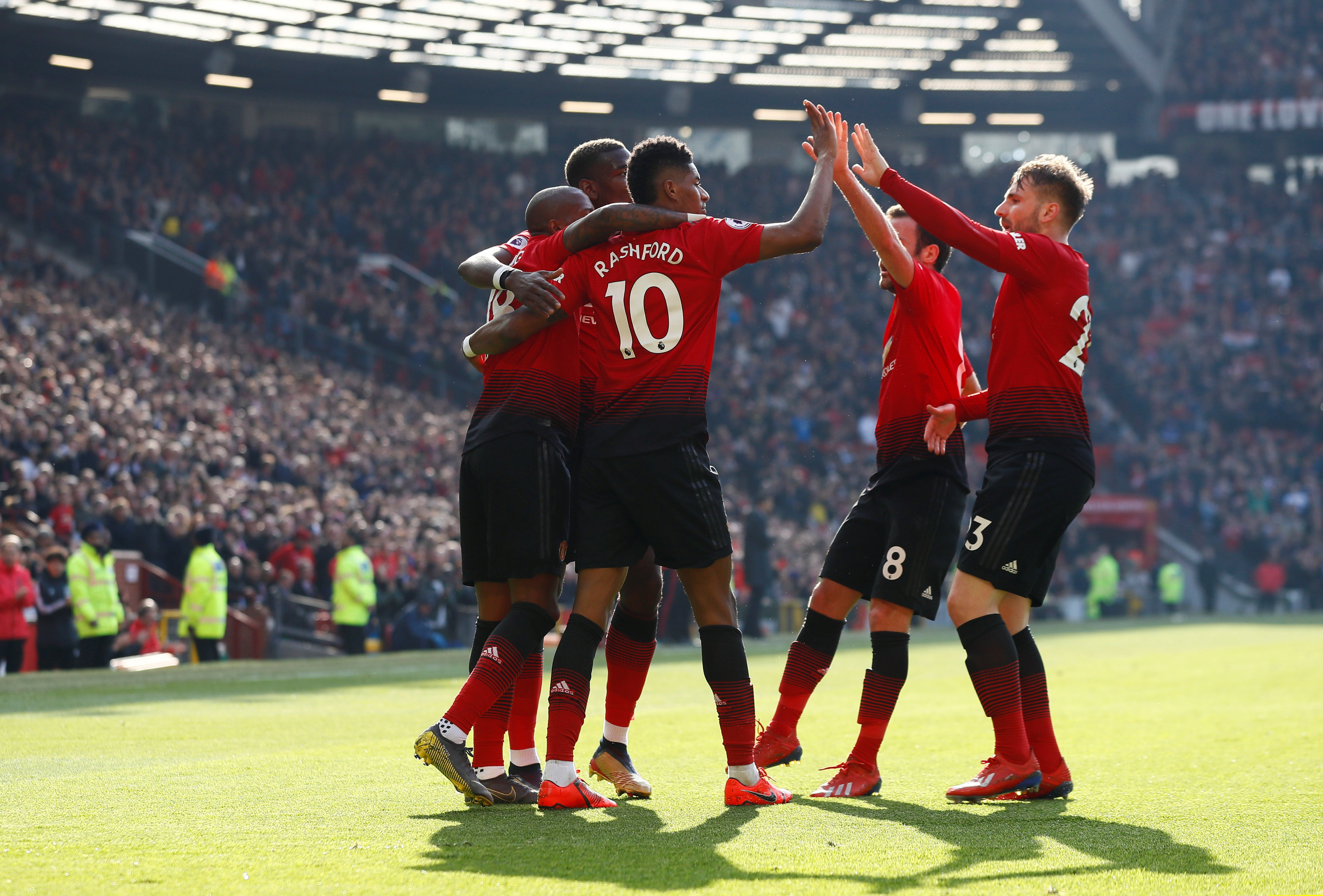 战热刺无疑 战热刺无疑